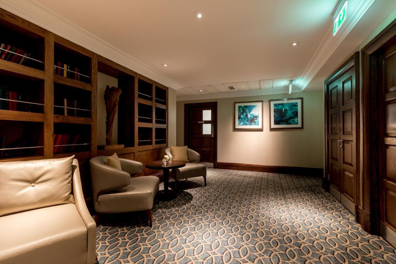 Western House Hotel At Ayr Racecourse Kültér fotó
